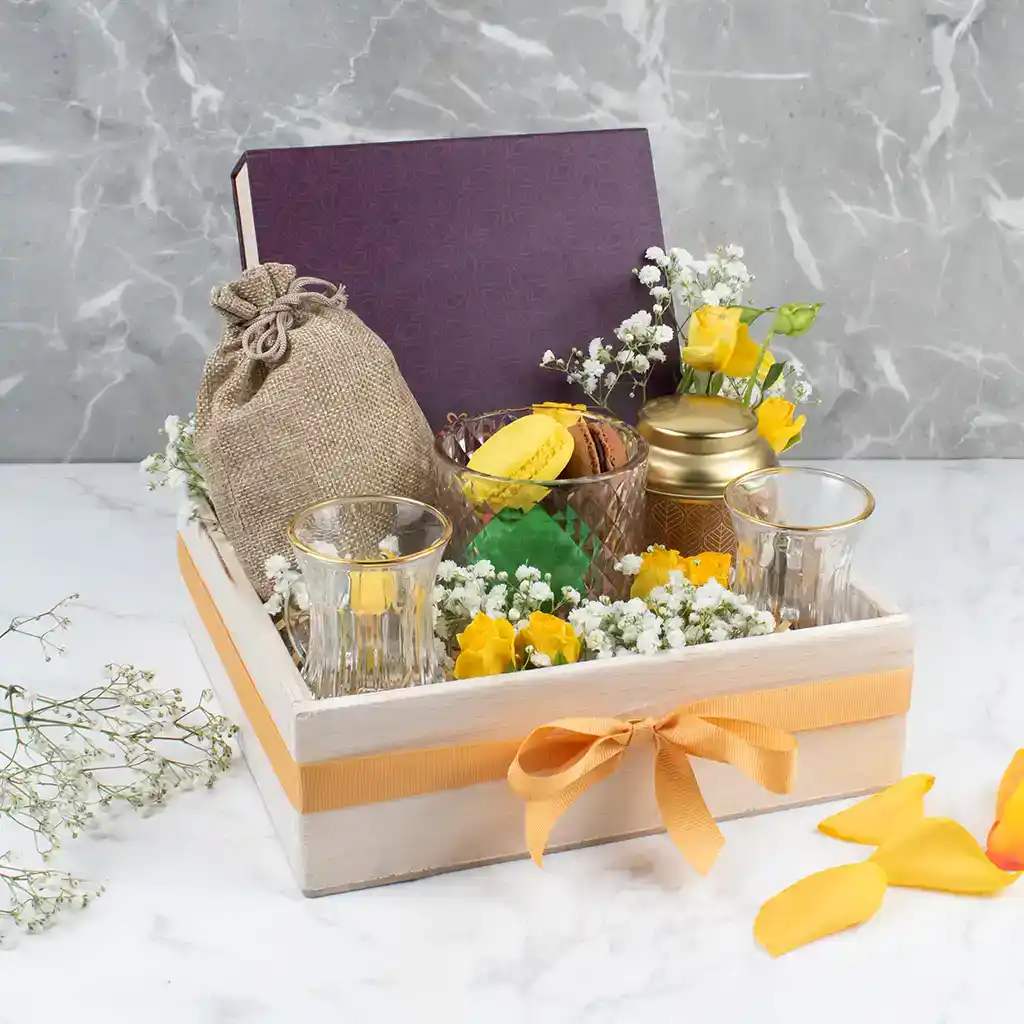 Golden Glow Hamper